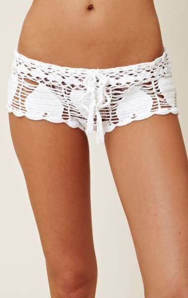 Microshort all'uncinetto