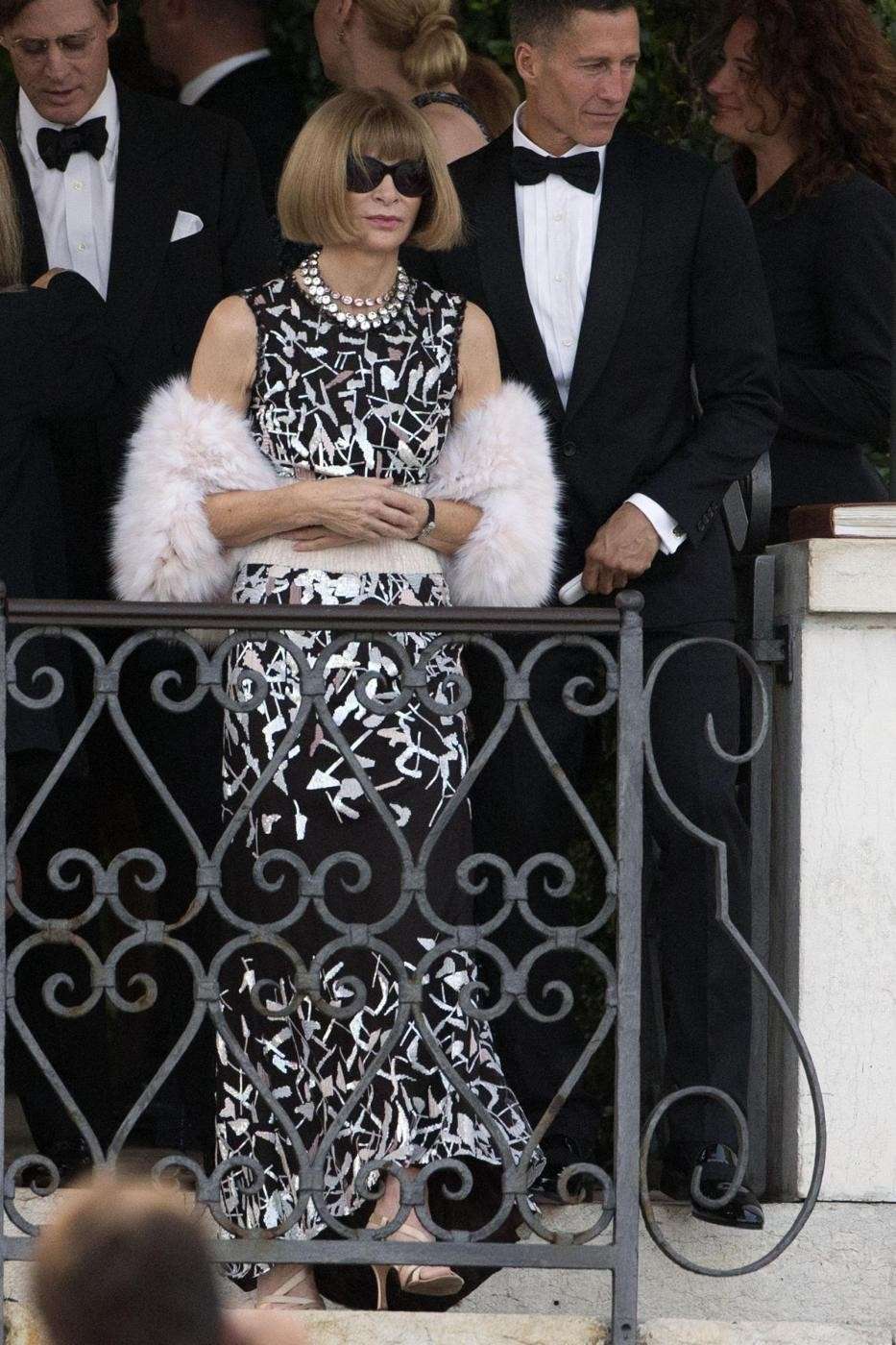 Anna Wintour elegantissima alle nozze di George Clooney