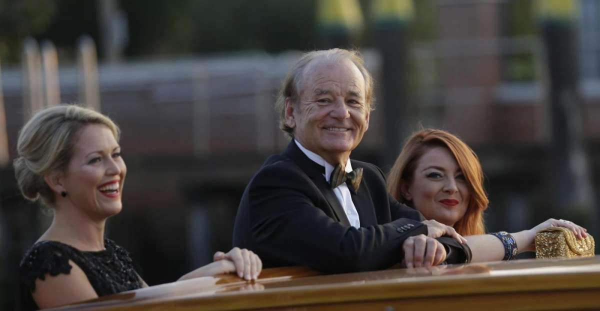 Bill Murray sorridente alle nozze di George