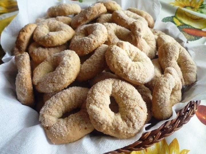 Biscotti al vino pronti