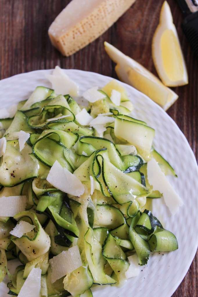 Carpaccio di zucchine con scaglie