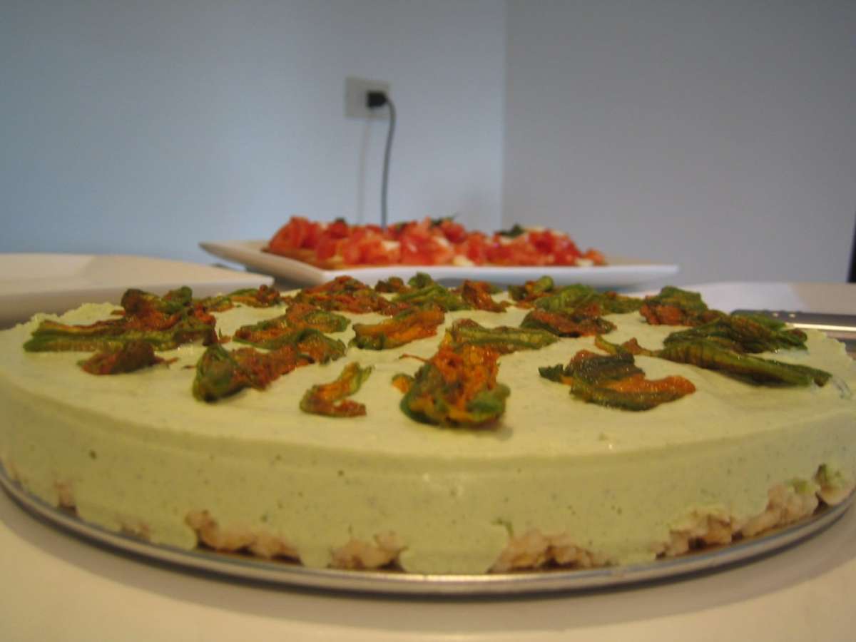 Cheesecake salata ai fiori di zucca