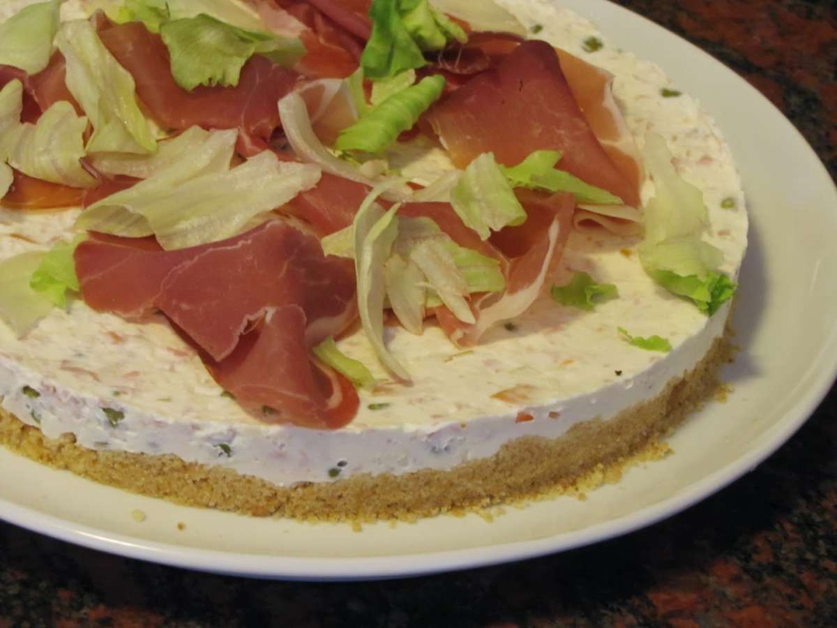 Cheesecake salata con Philadelphia e prosciutto