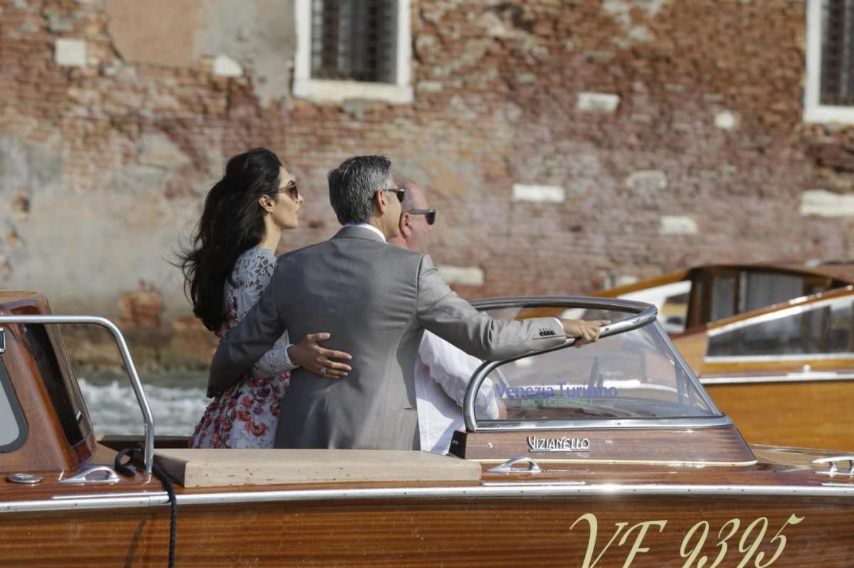 Clooney e la moglie a Venezia