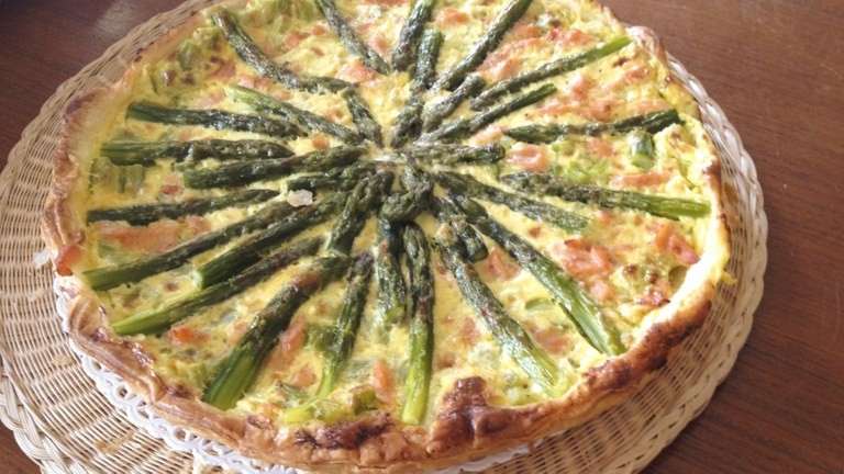 Frittata al forno di salmone e asparagi