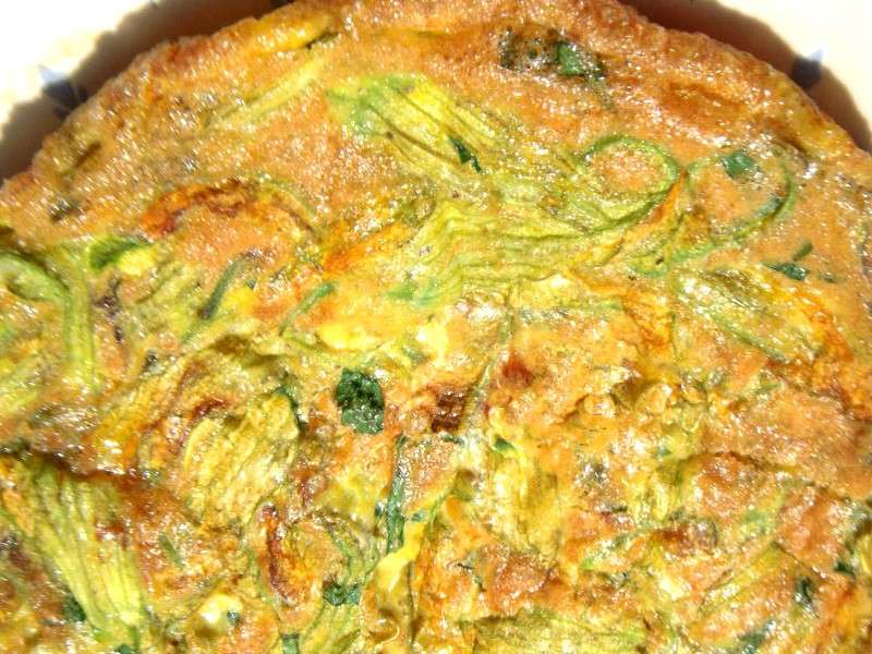 Frittata con fiori di zucca