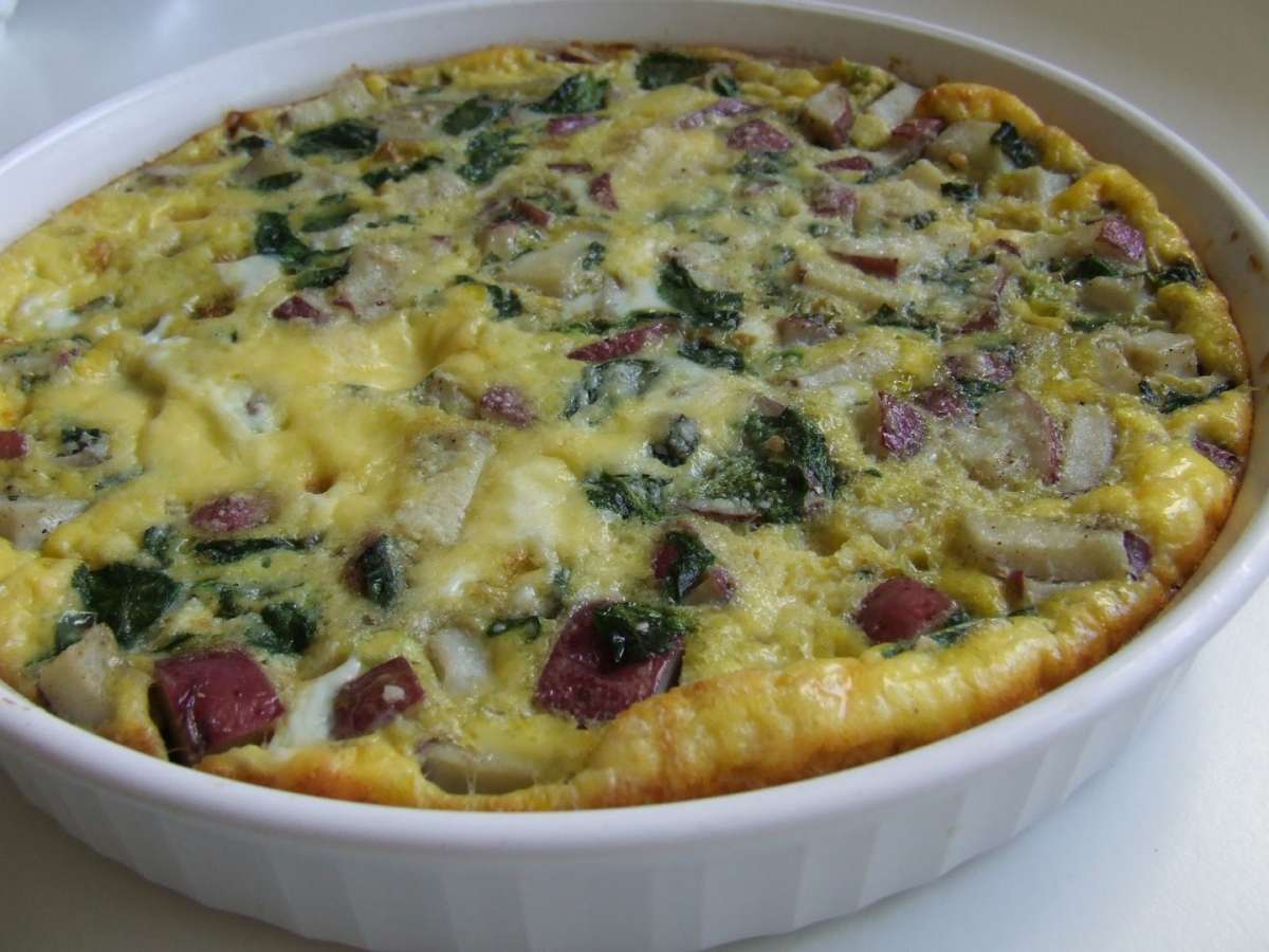 Frittata con patate, cipolle e funghi