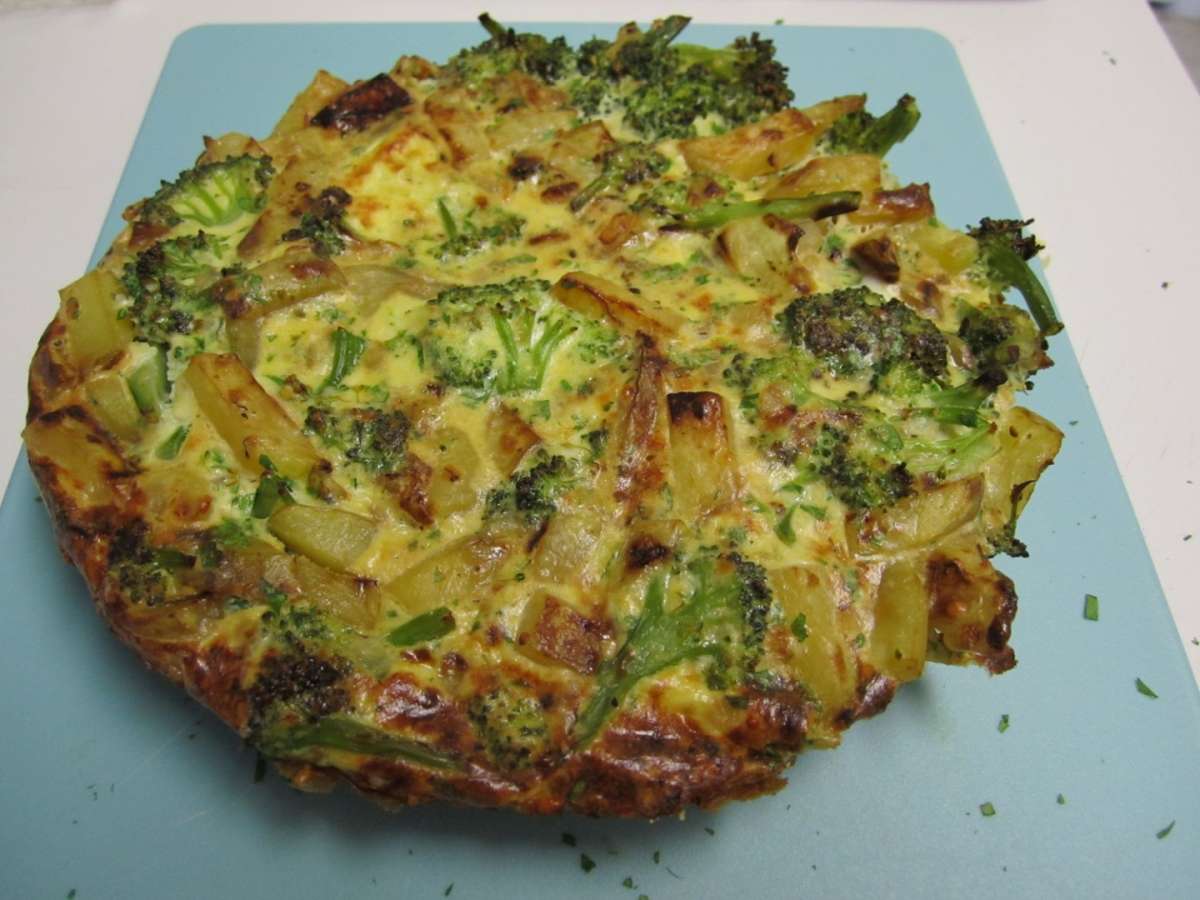 Frittata con patate e broccoli