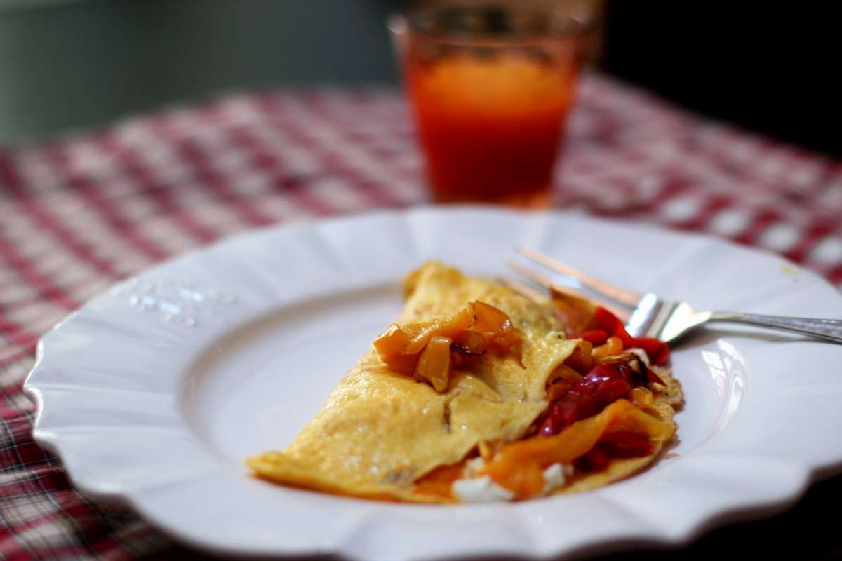 Omelette con peperoni arrostiti