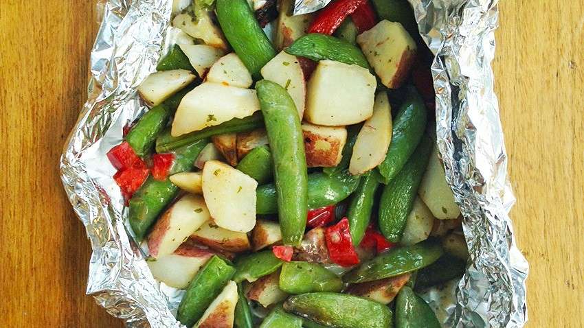 Patate e verdure al cartoccio