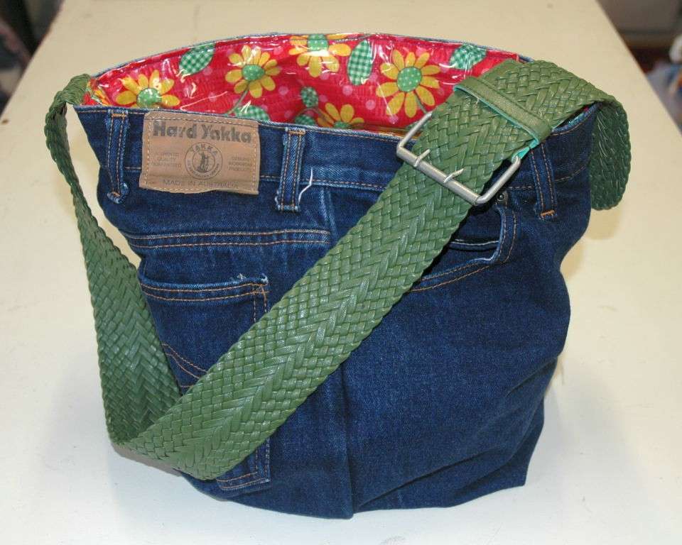 Borsa di jeans con interno colorato