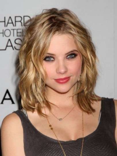 Caschetto mosso di Ashley Benson