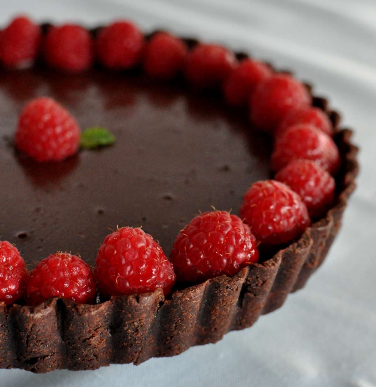 Crostata con fragole e cioccolato