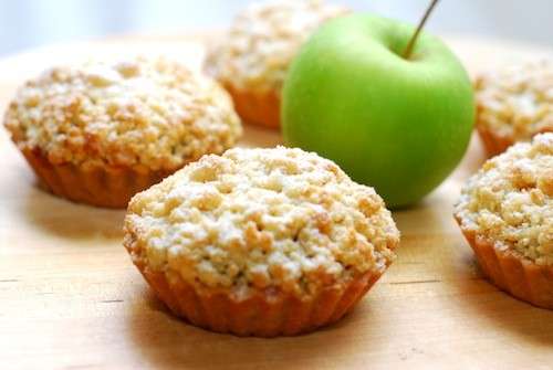 Crumble di mele verdi e cioccolato