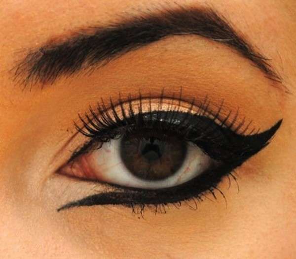 Doppio eyeliner per trucco in stile arabo