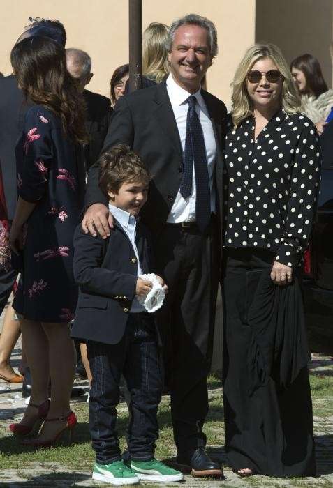 Giulia Dalla Chiesa con la sua famiglia alle nozze vip