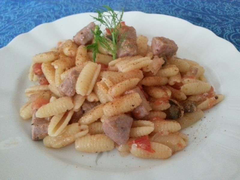 Gnocchetti sardi con tonno fresco e bottarga