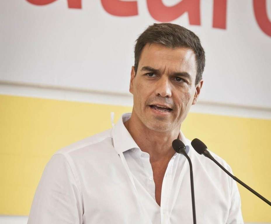 Il segretario Pedro Sanchez