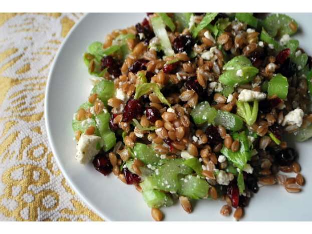 Insalata di farro e verdure