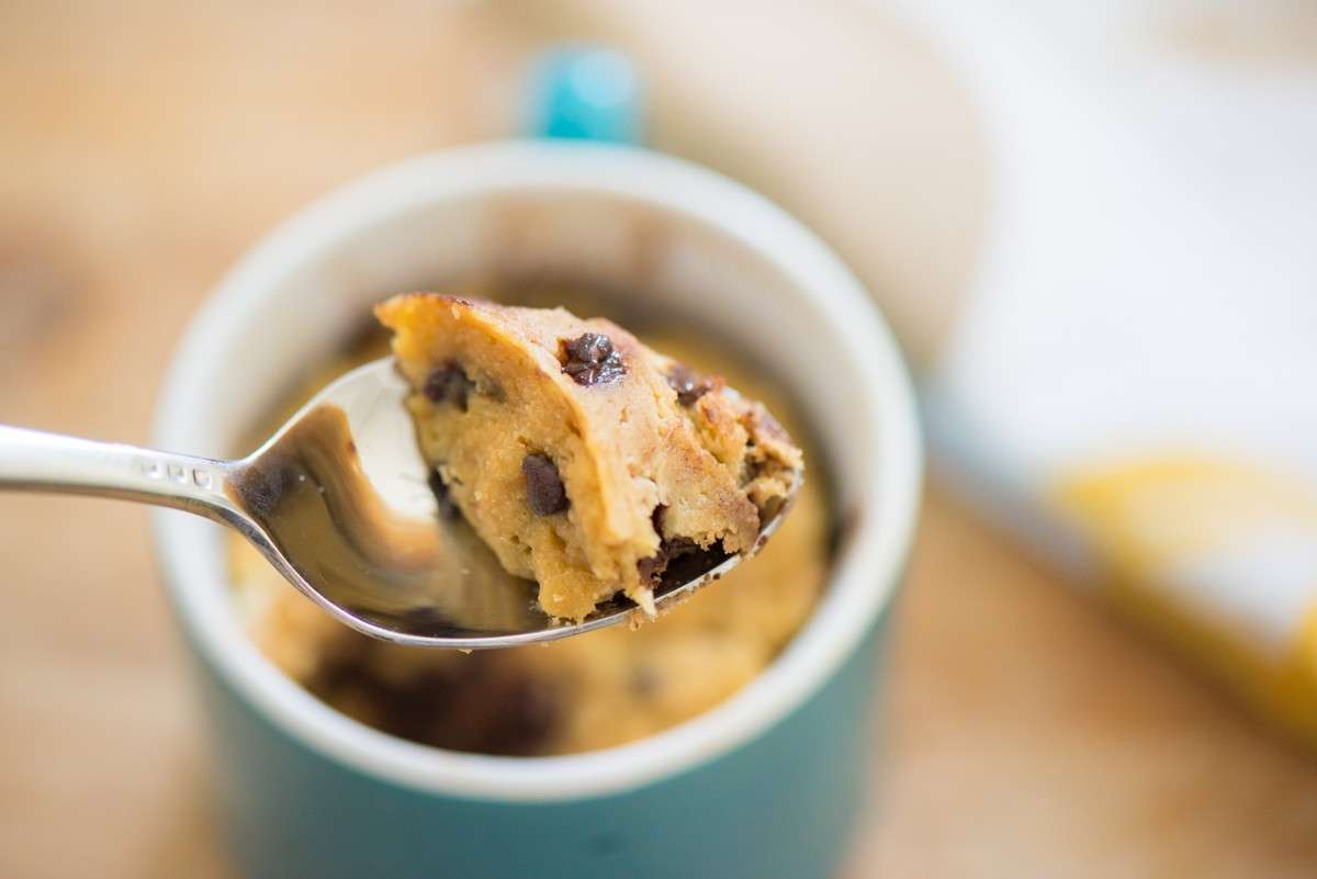 Mug cake al biscotto