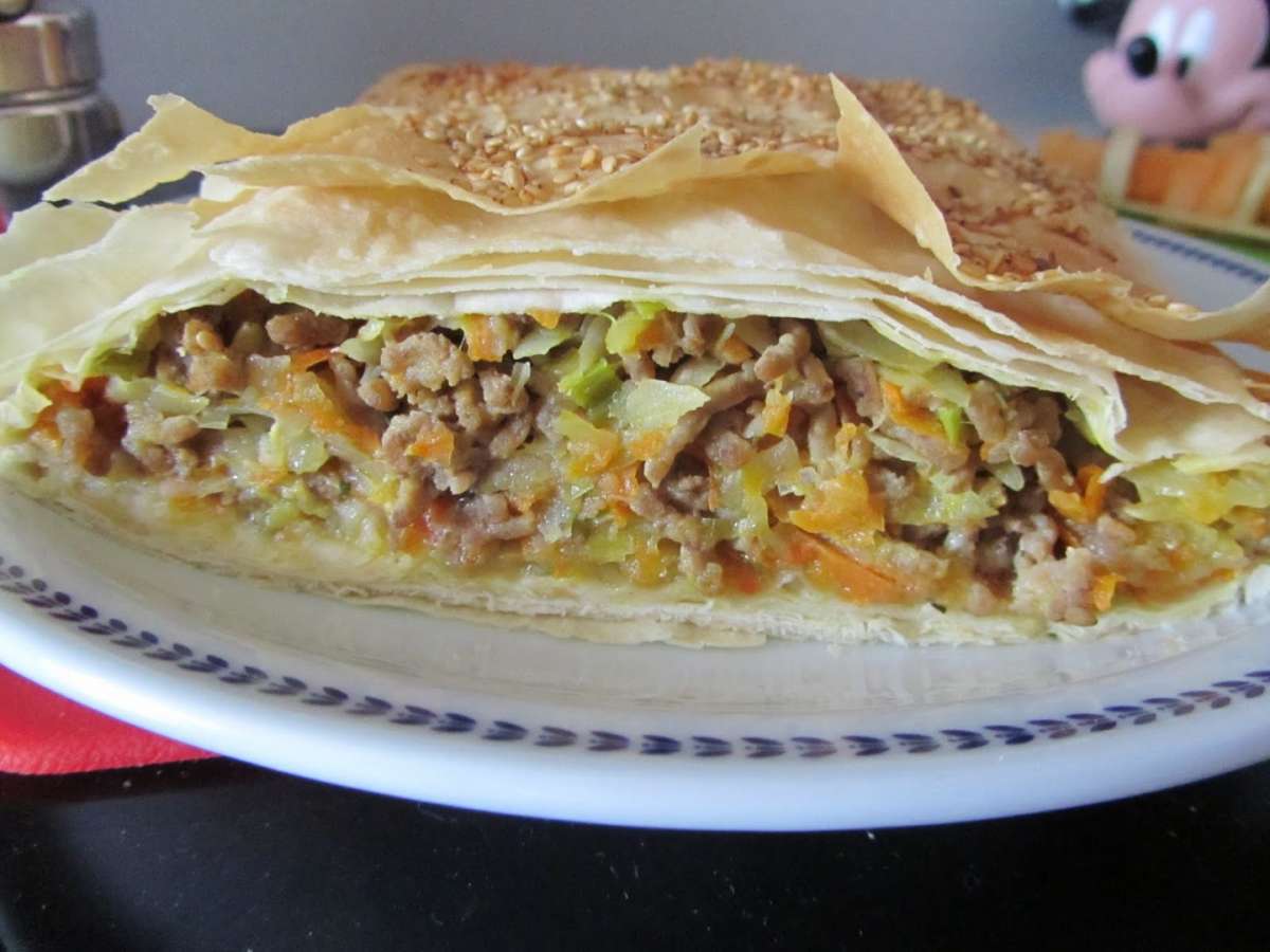 Strudel con carne e verdure