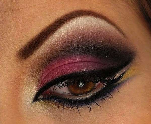 Trucco occhi arabo burgundy