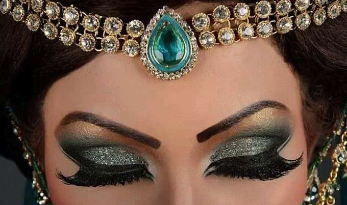 Trucco occhi arabo in verde