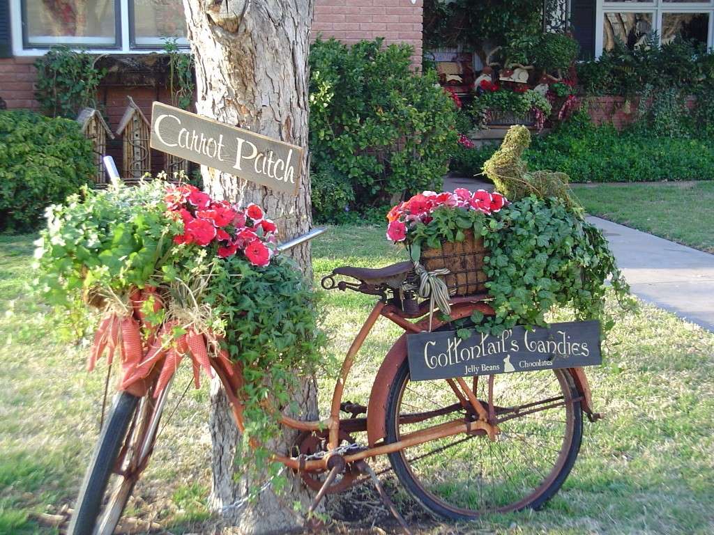 Bici per il giardino natalizio