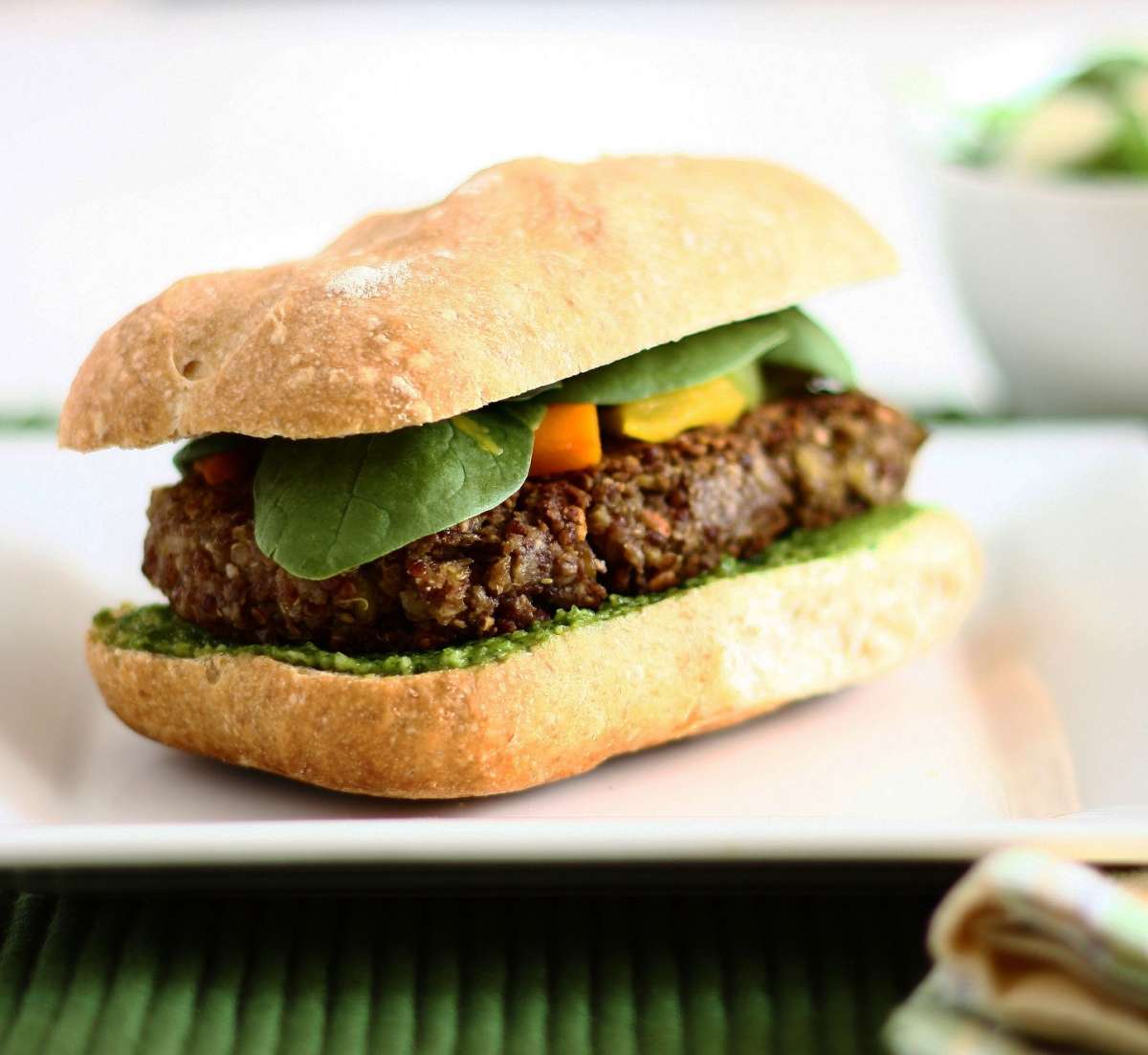 Burger con lenticchie e quinoa