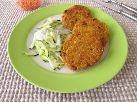 Burger di lenticchie al piatto