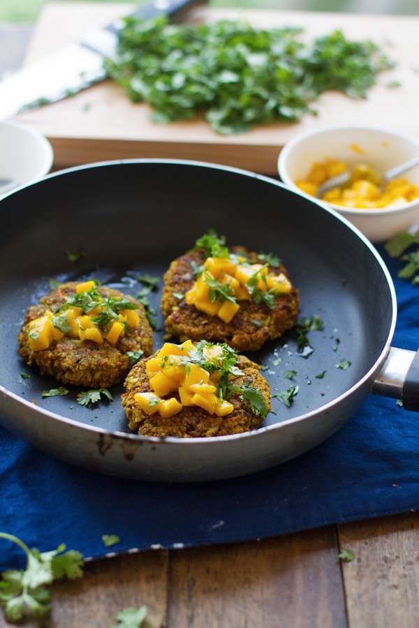 Burger vegani in padella