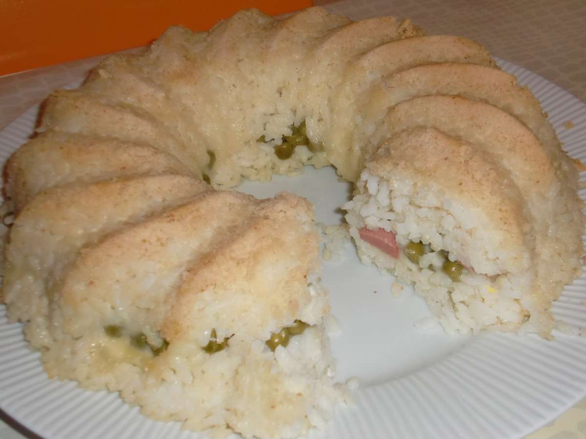 Ciambella di riso ripiena