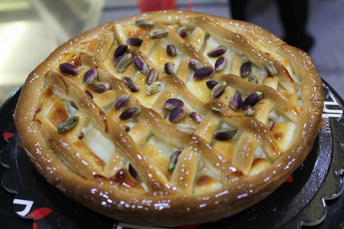 Crostata con ricotta e frutta secca