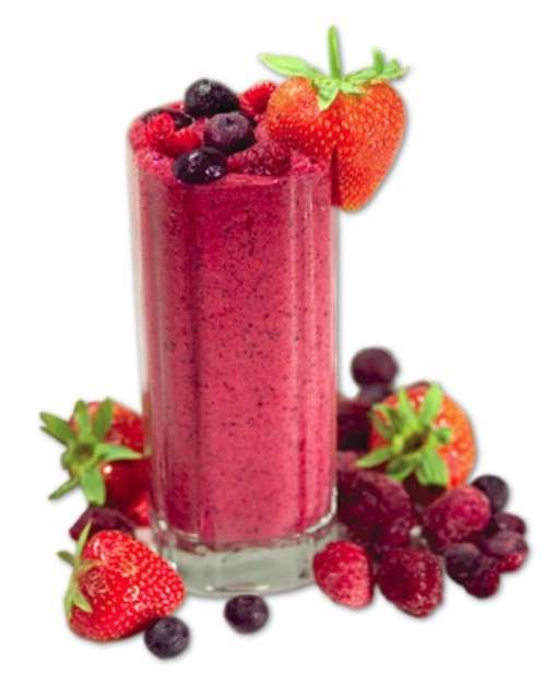 Smoothie con fragole e frutti di bosco