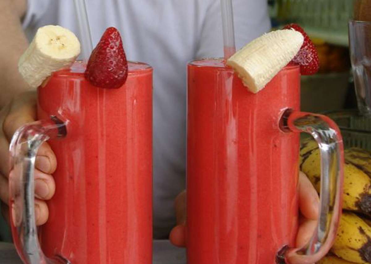 Smoothies con fragole e banana