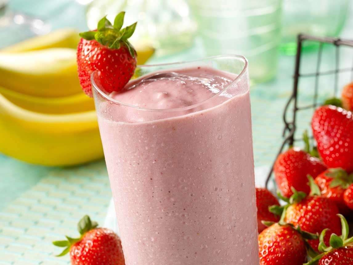 Smoothies con yogurt e fragole