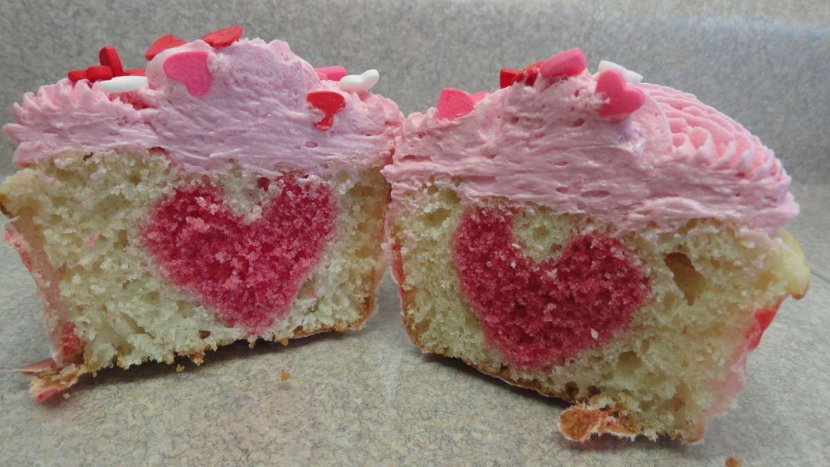 Torta con cuore interno