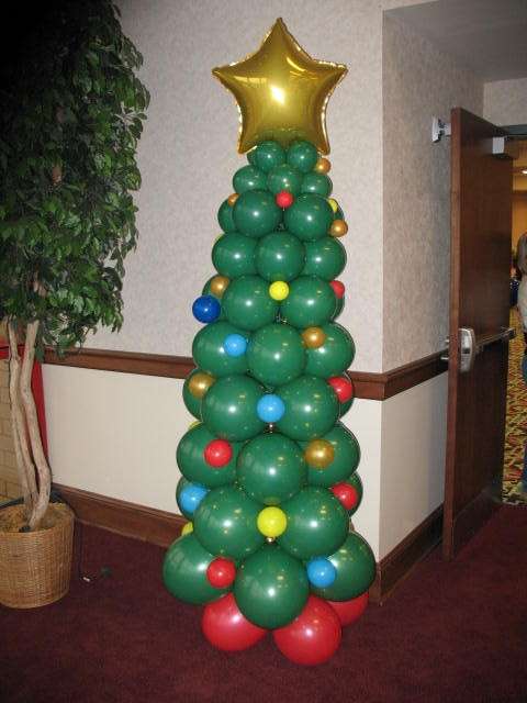 Albero di Natale di palloncini