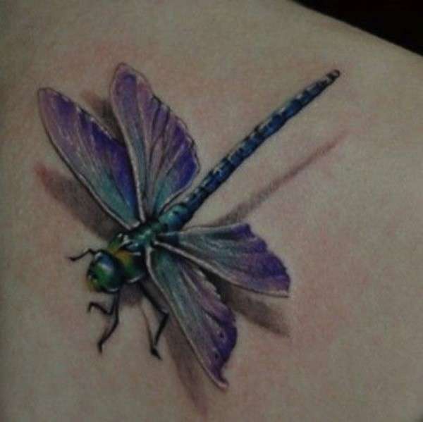 Libellula tatuaggio 3D