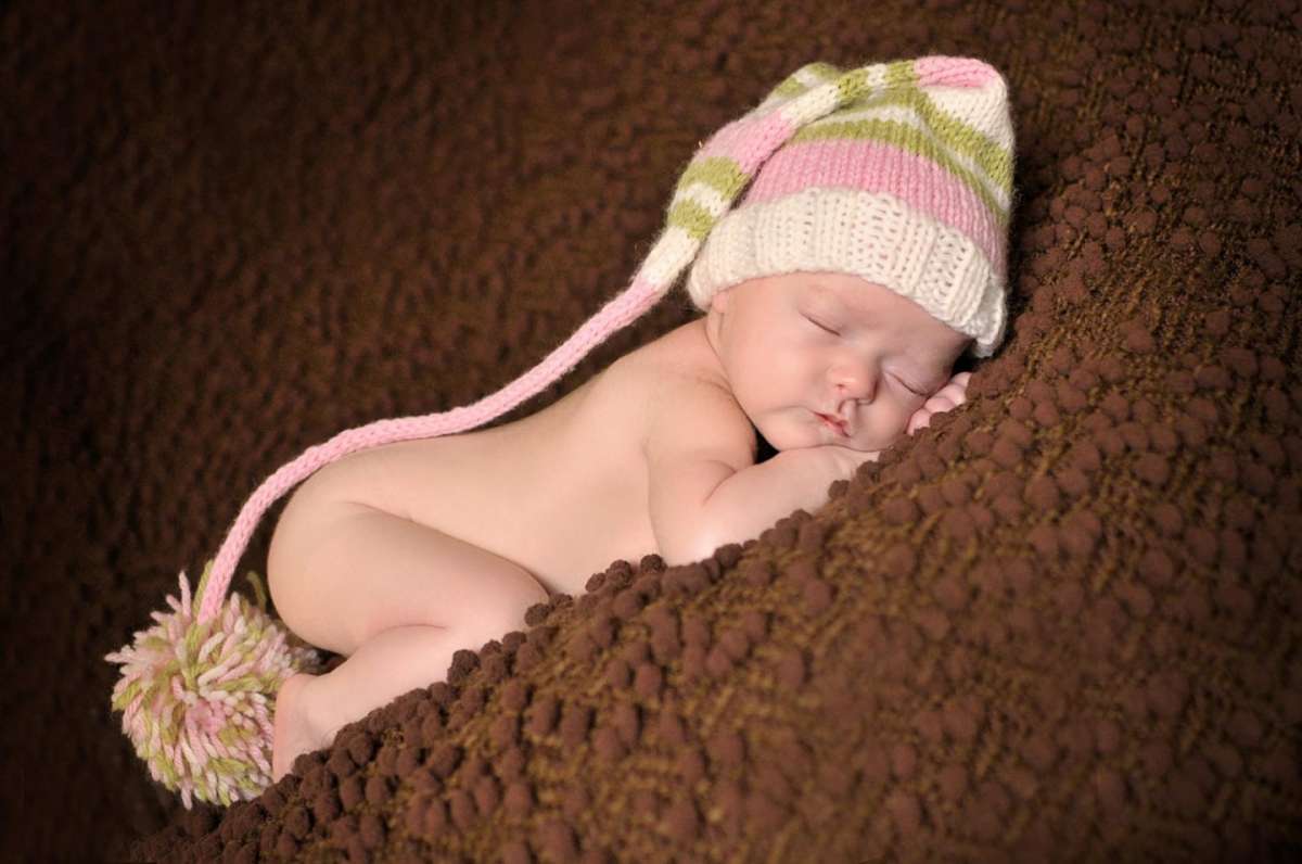 Cappello per neonati a maglia