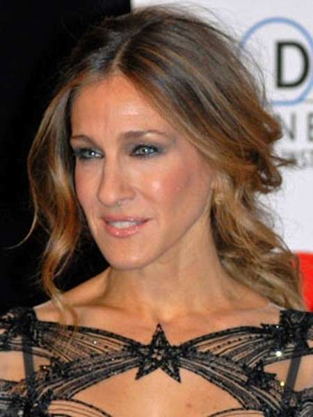 Ciocche intorno al viso come Sarah Jessica Parker