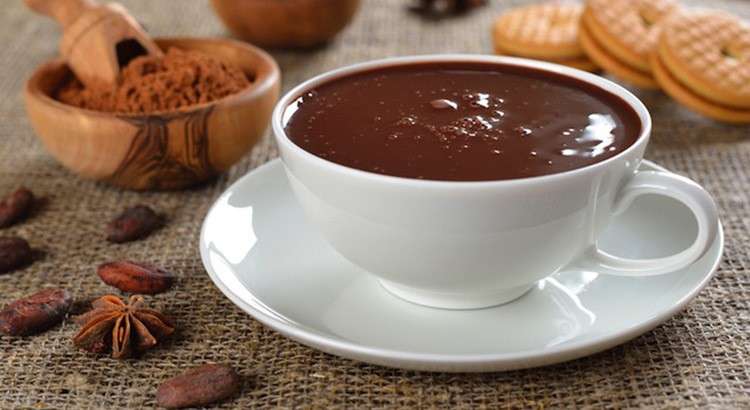 Cioccolata calda con anice stellato
