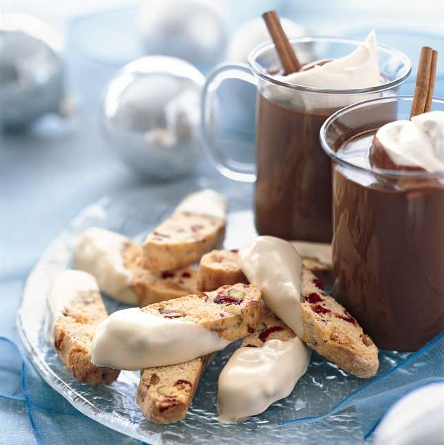 Cioccolata calda con biscottini