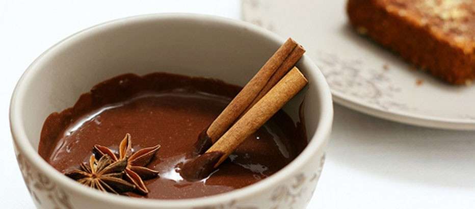 Cioccolata calda speziata