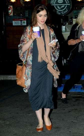 Lily Collins e le gonne lunghe