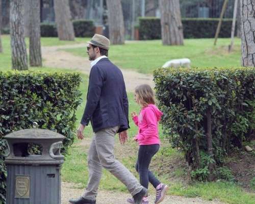 Preziosi con la piccola Elena a Villa Borghese