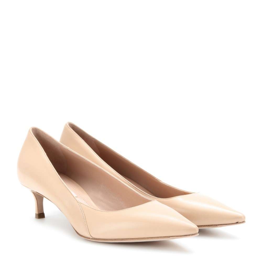Pumps con tacco gattino Miu Miu
