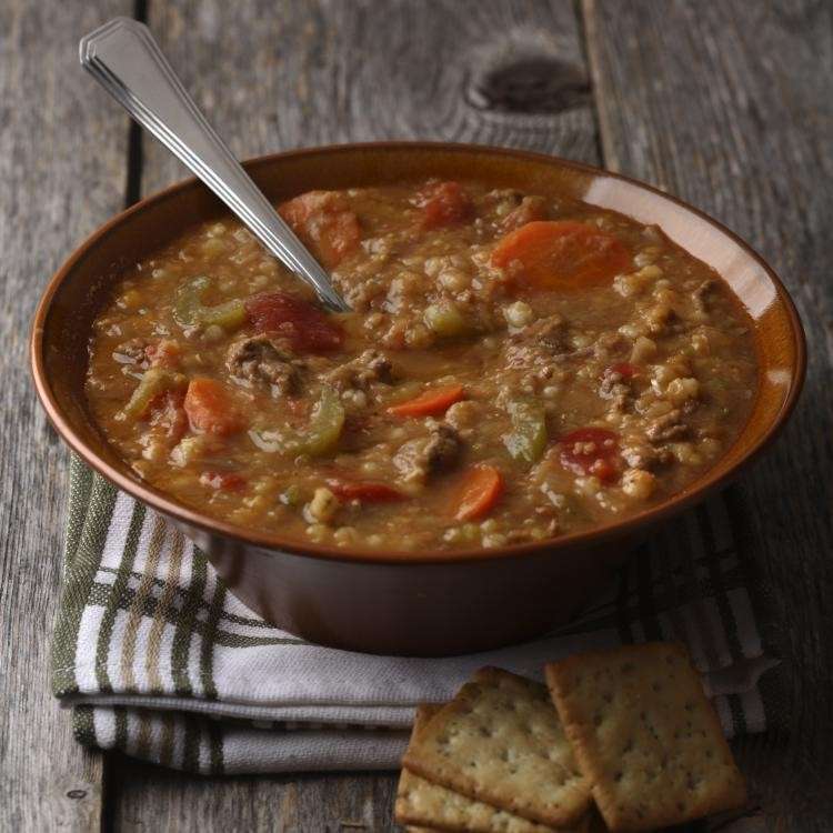 Zuppa di legumi e verdure