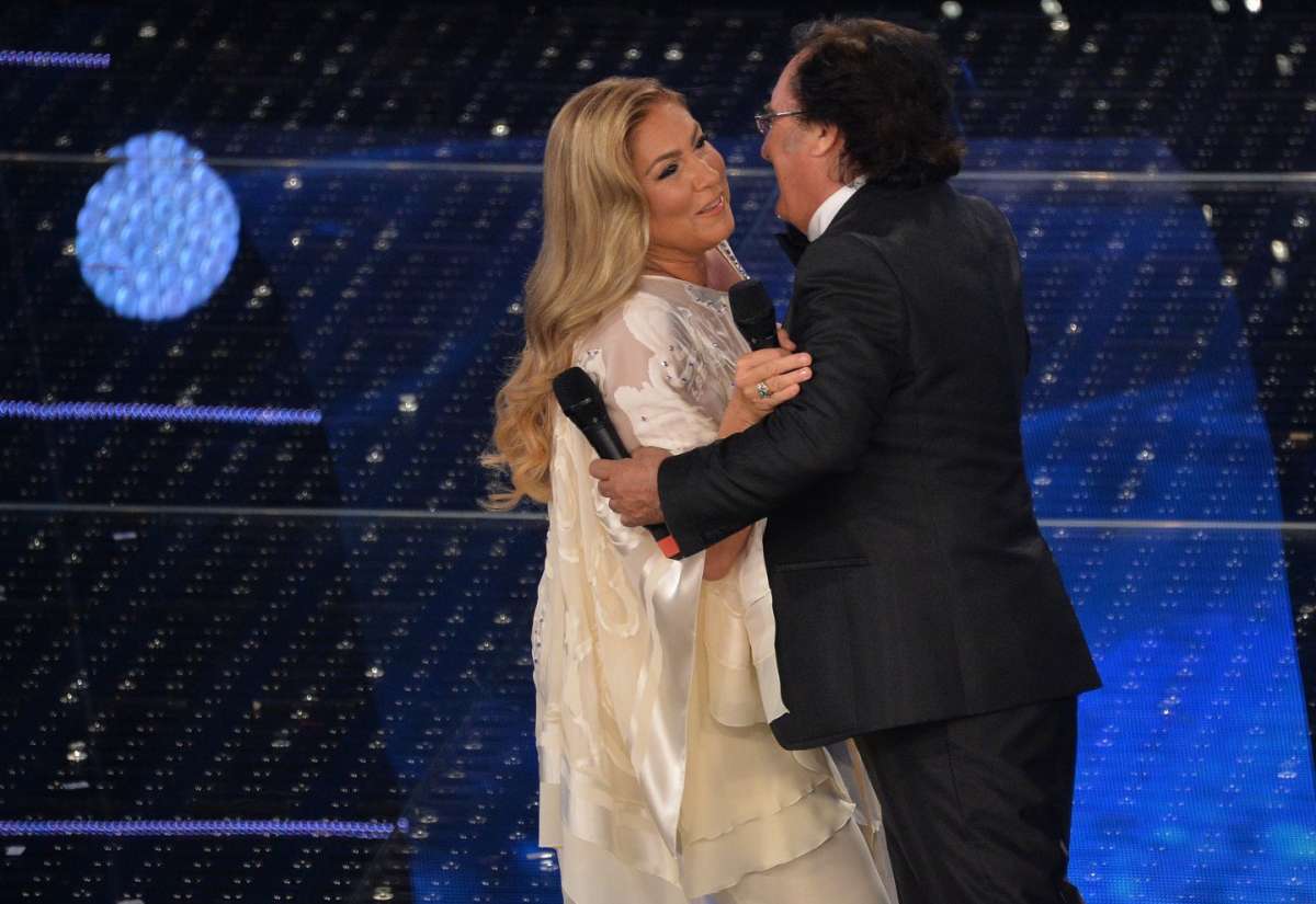 Al Bano abbraccia Romina Power
