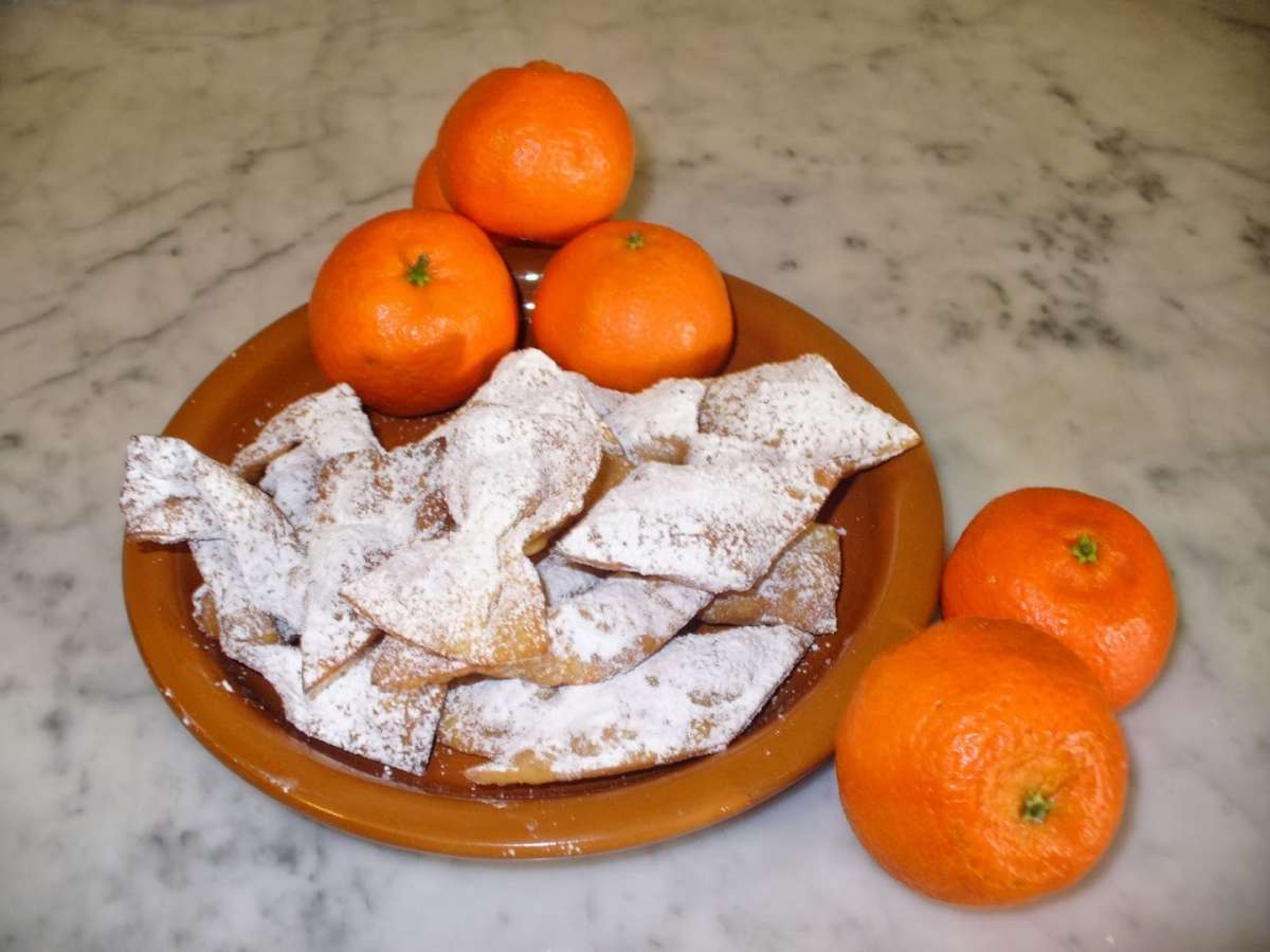 Chiacchiere all'arancia